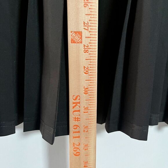 Famara Golf Dress Size Medium Black Orchid Tennis Active 1/4 Zip Pleated Neutral - Picture 3 of 7